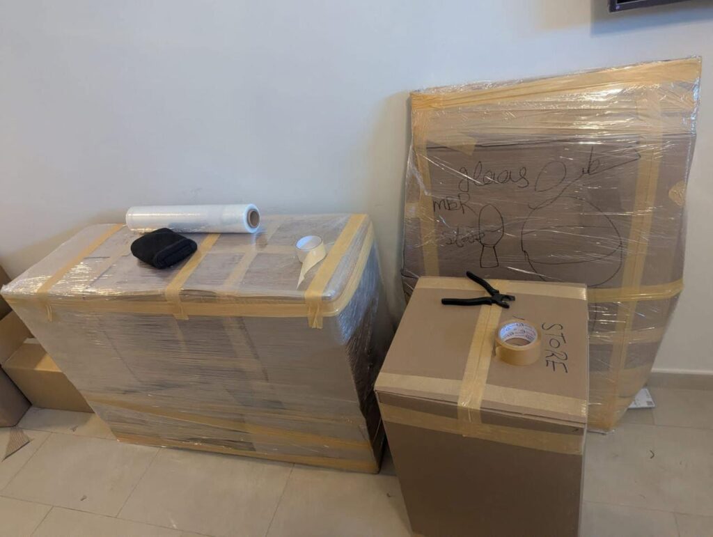 التغليف الجيد = حماية الأثاث + راحة بالك.